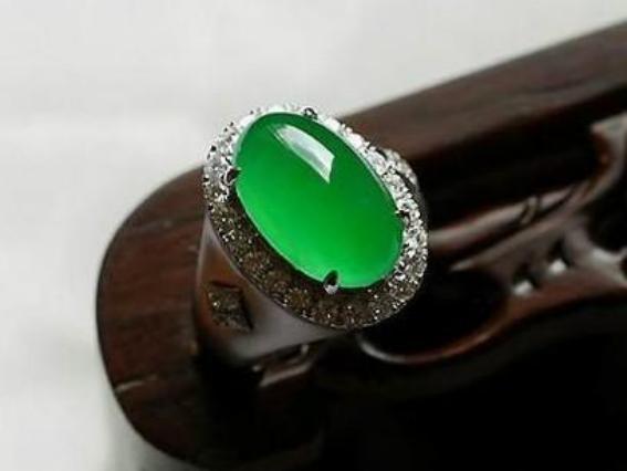 新手看翡翠技巧,入门翡翠鉴别视频讲解