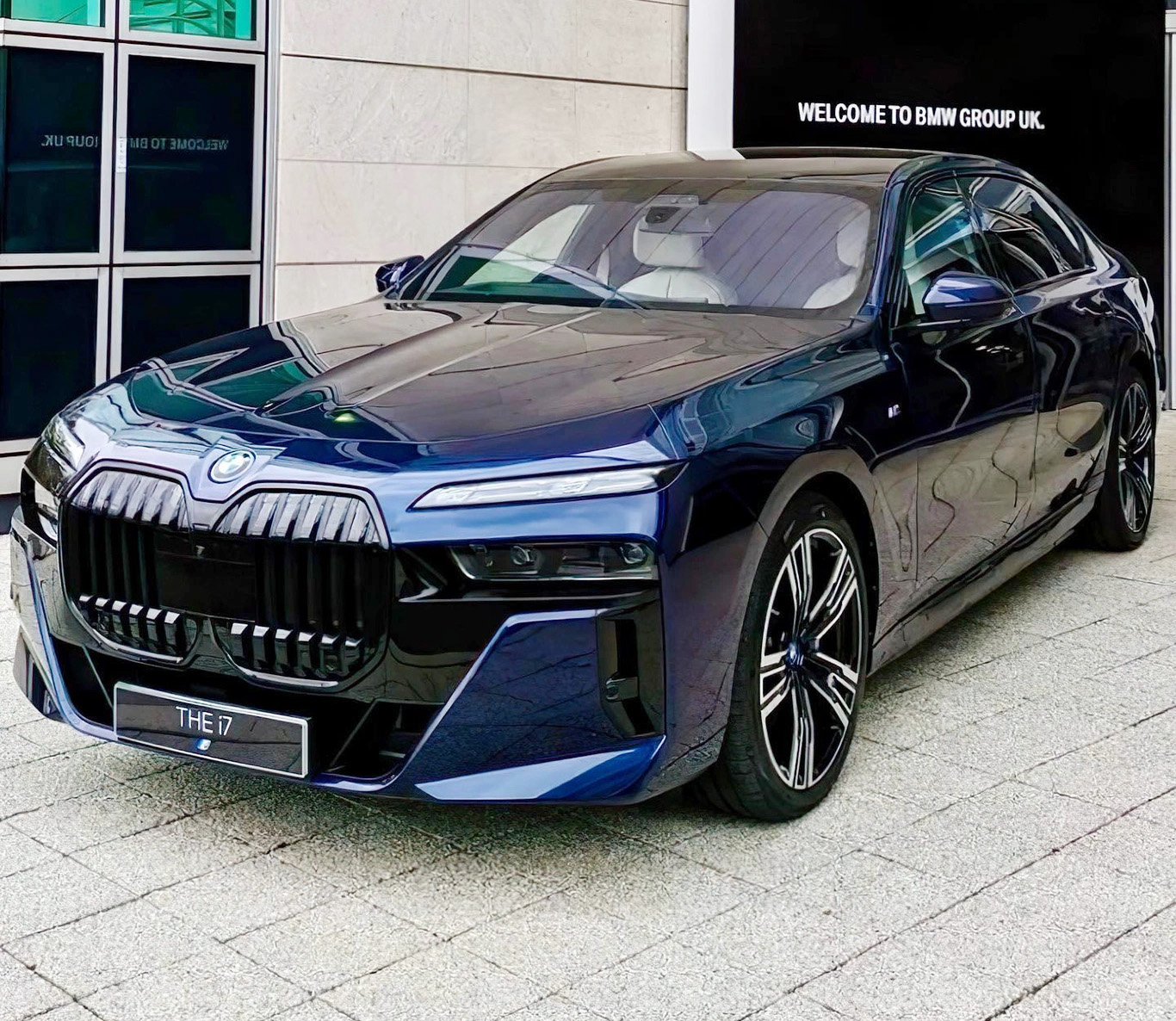 宝马全新7系外观颜色,新款宝马7系外观