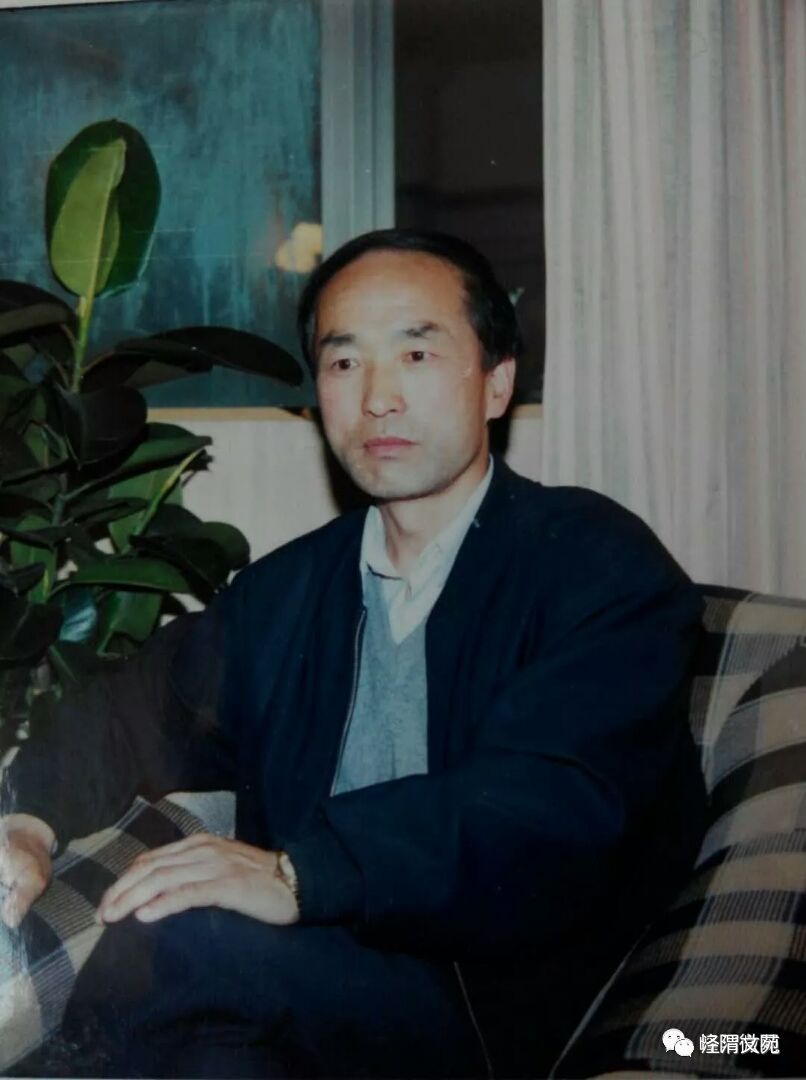 散文荷花文案,散文荷花谁写的