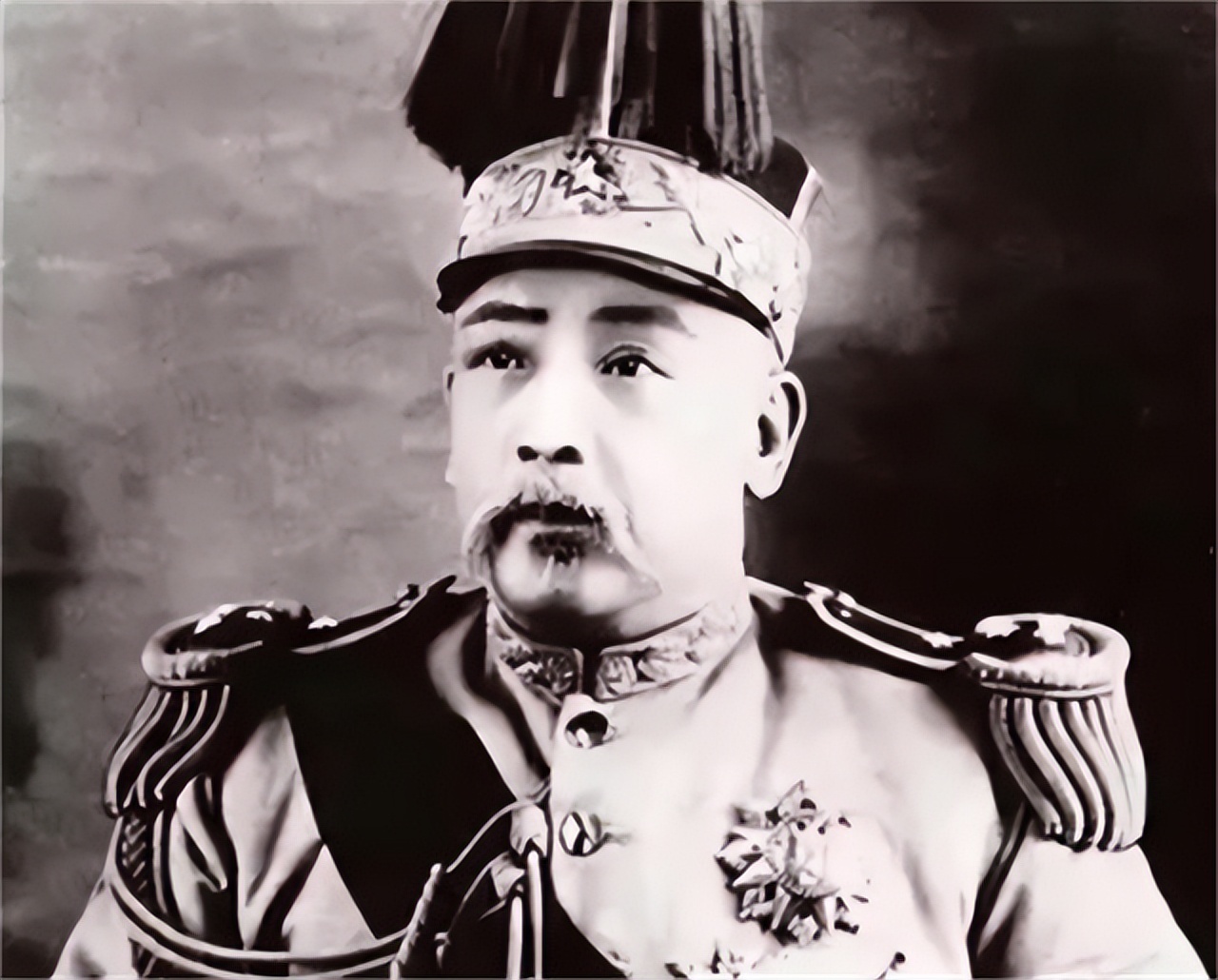 民国算不算中国历史上的一个朝代,民国出了哪两个皇帝