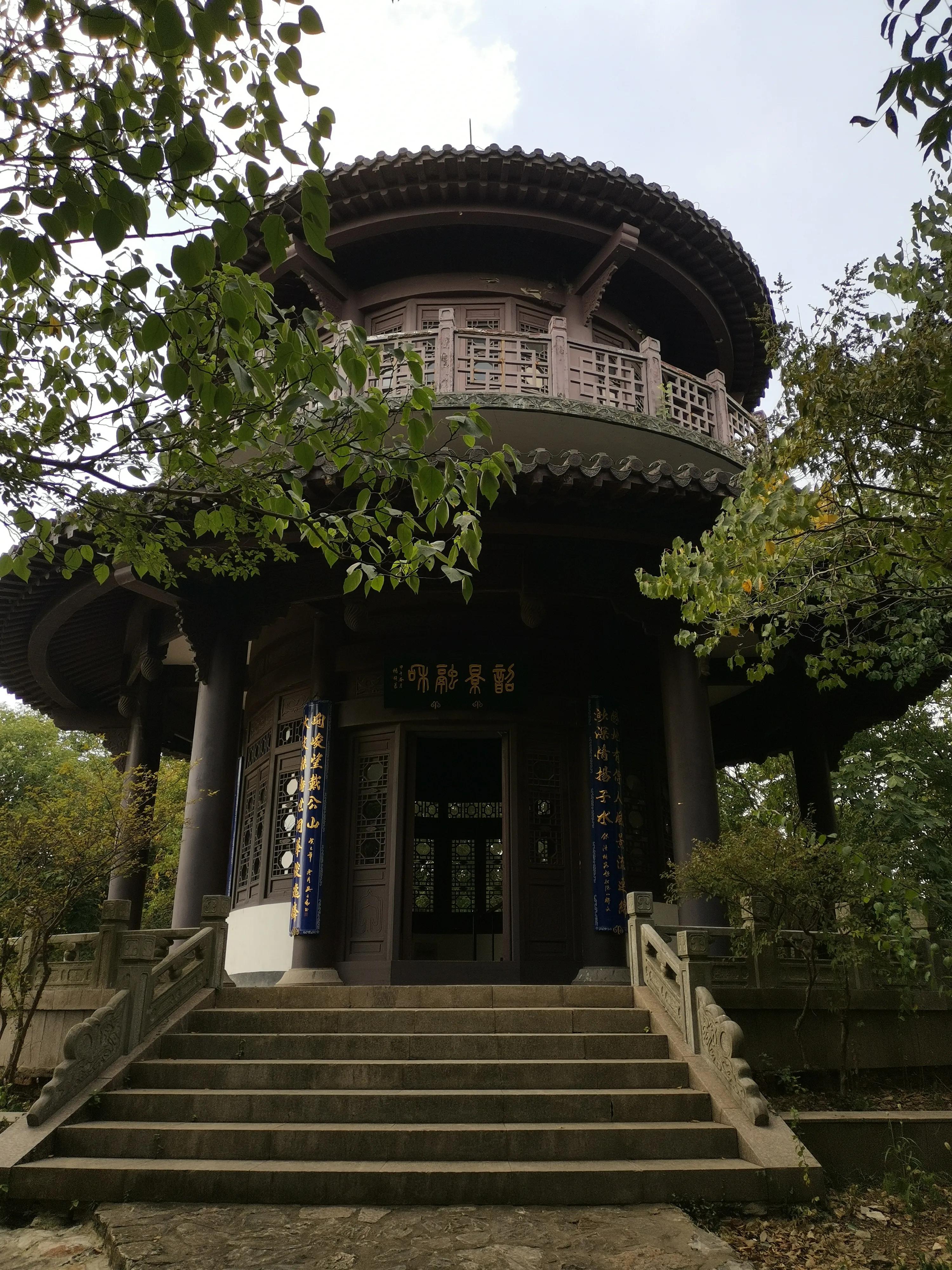 南京出发到镇江一日游跟团多少钱,南京去镇江旅行攻略路线