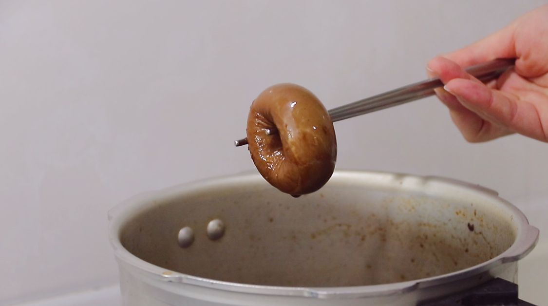 又到了灌香肠的季节,又到了一年一度灌腊肠的时候了