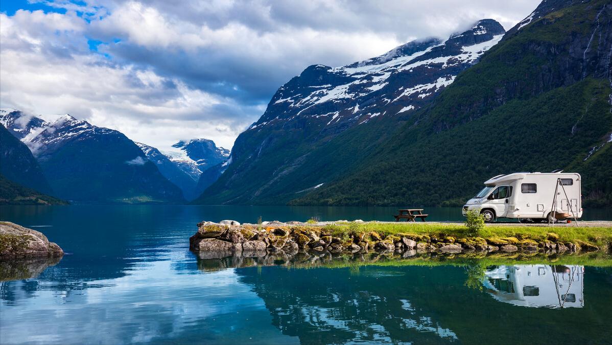 开一个全自动自助洗车机多少钱,自助自动洗车设备全套多少钱