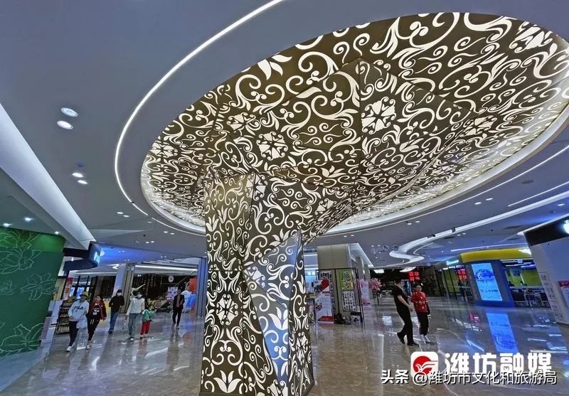 用“文化+”穿针引线，打造“新华新阅广场”IP