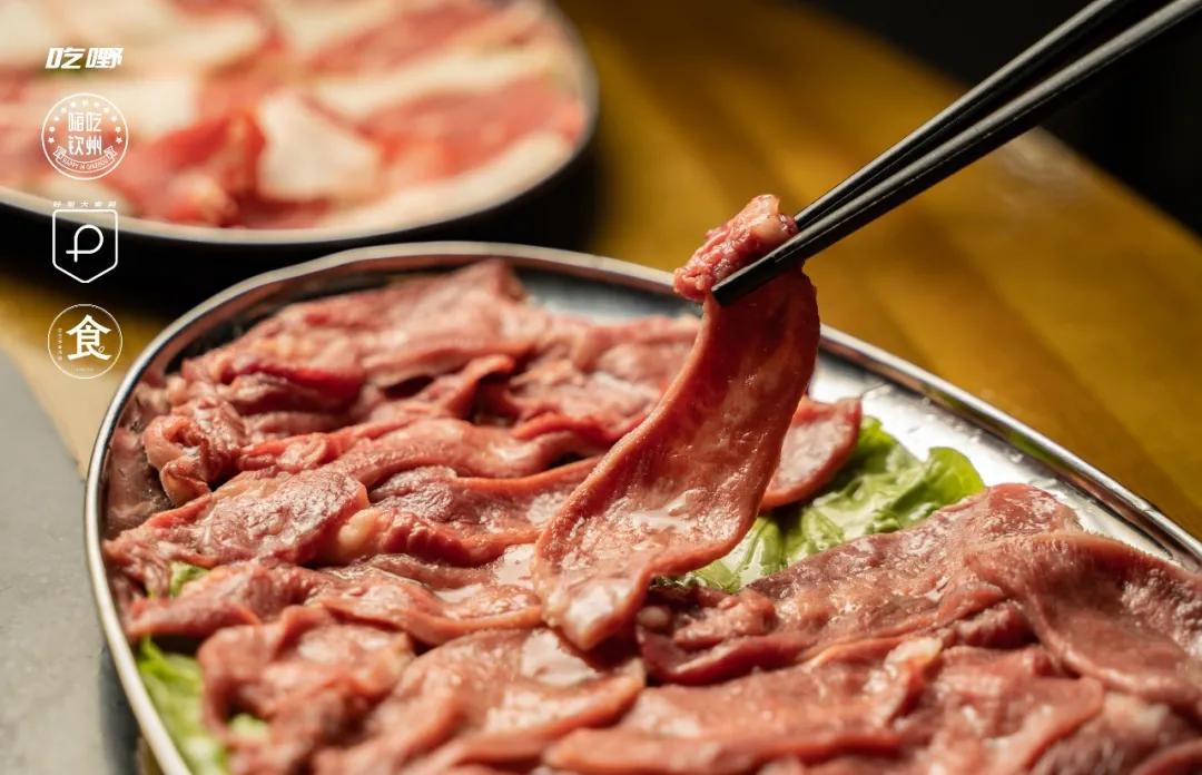 尝尝正宗的牛肉火锅,美食不可辜负首顿堂食全牛宴火锅