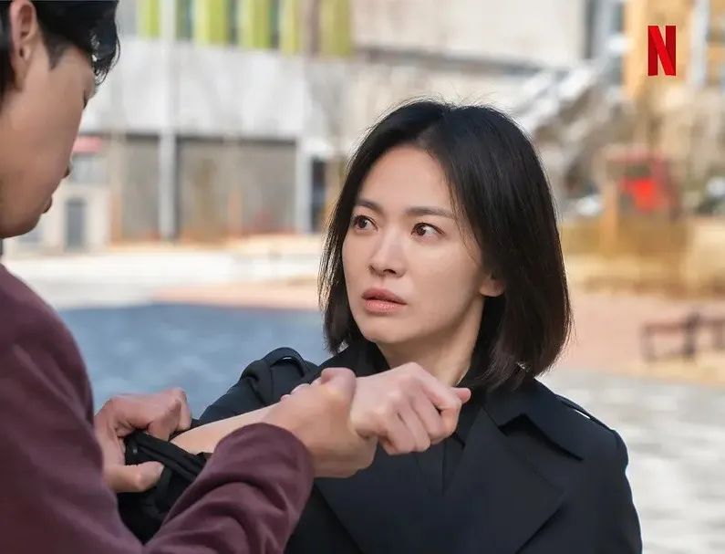 美艳、魅惑，港剧第一复仇女神