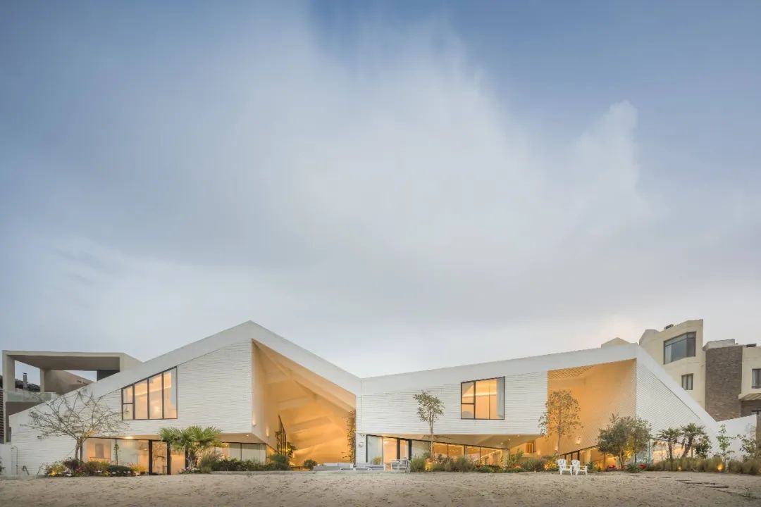 关于斜屋顶的设计亮点,斜形屋顶设计