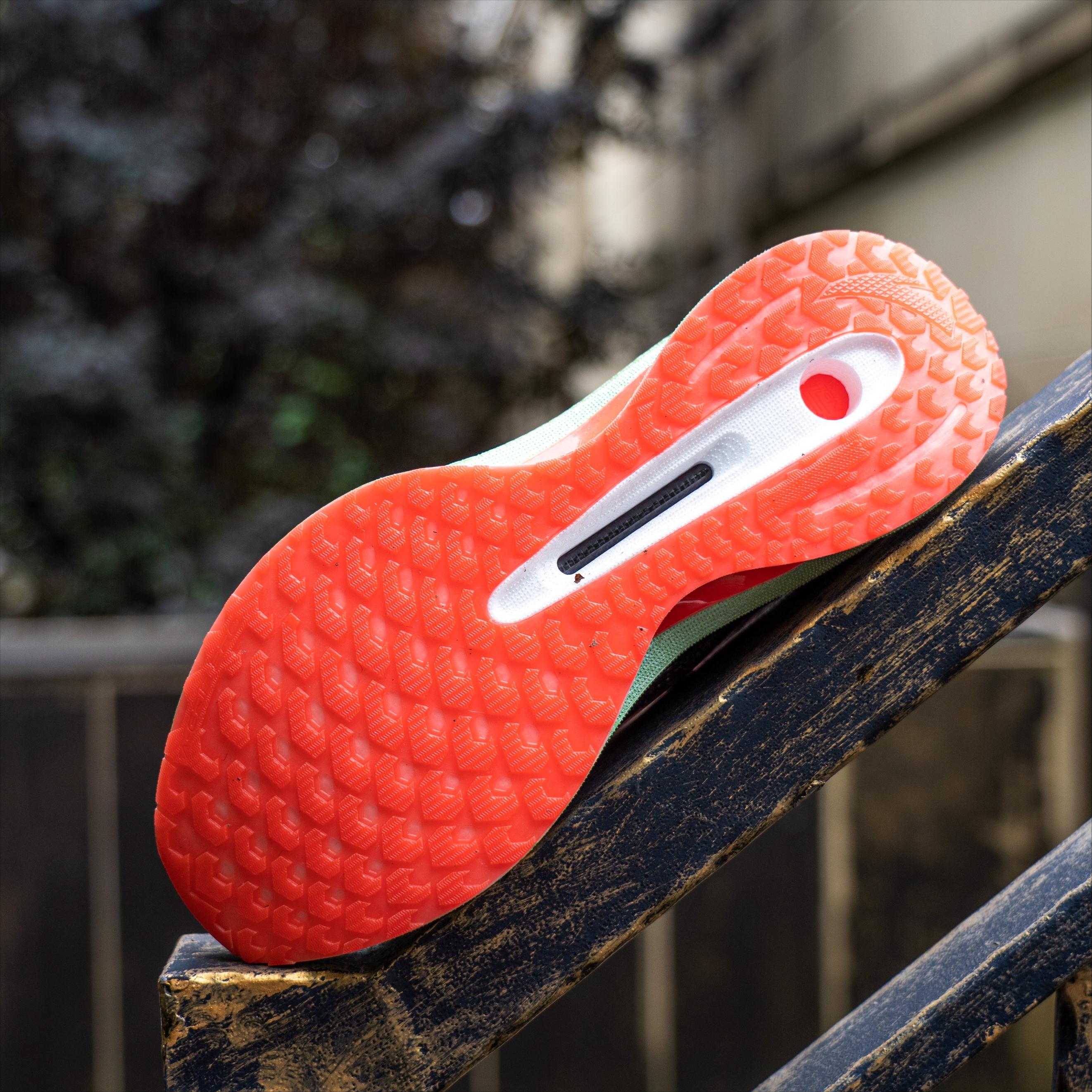 安踏冠军跑鞋2代pro适合体考吗,安踏冠军2pro专柜多少钱