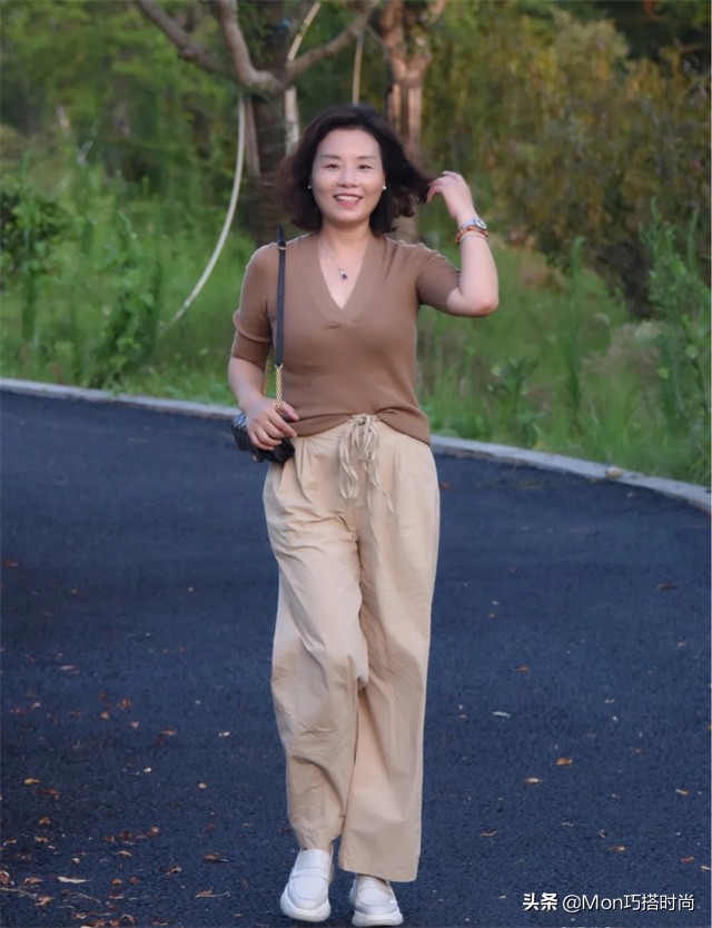 中年微胖女人穿的春秋裤子,微胖女人应该穿的裤装