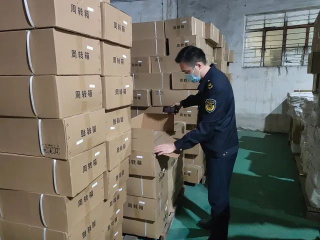 查获假货30000元,佛山查获一批涉嫌假冒热水器