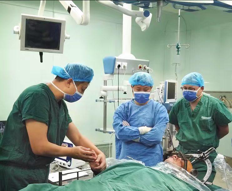 目前治疗帕金森病有几种手术治疗,超声聚焦治疗帕金森病的医院