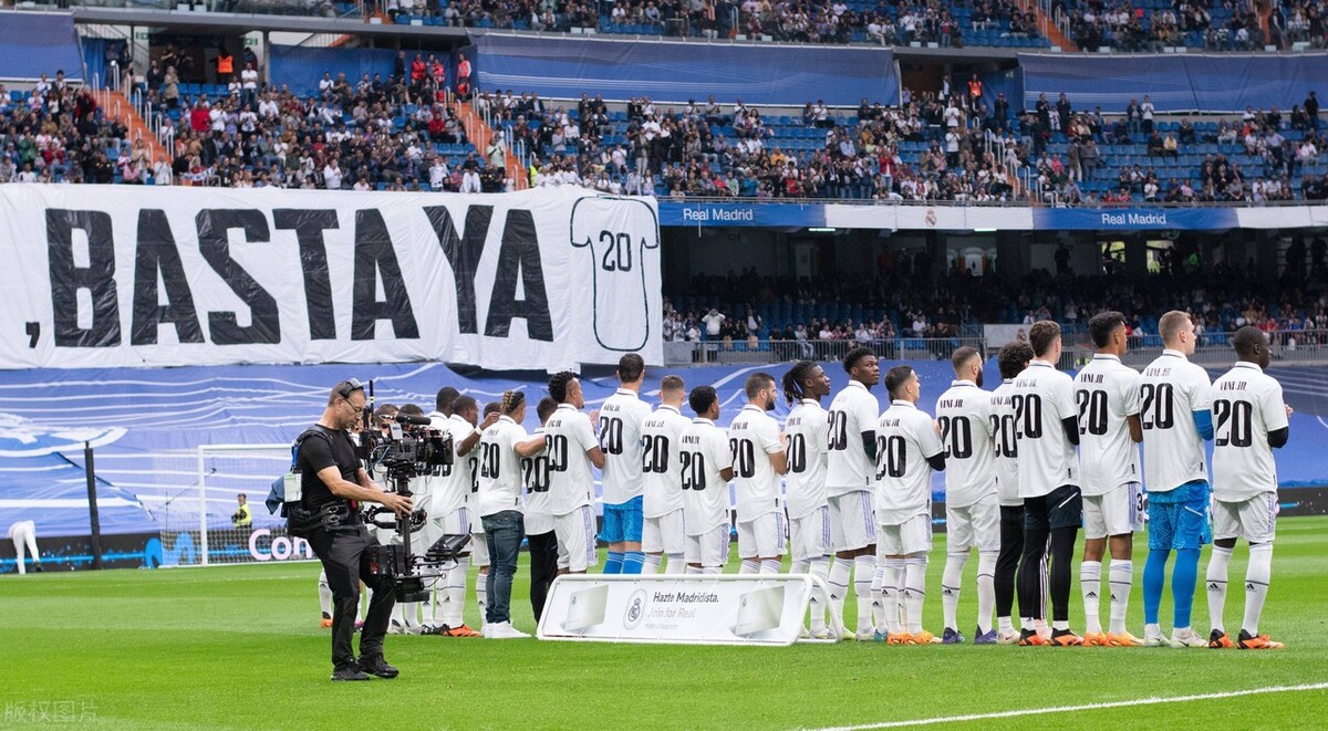 维尼修斯得到皇马全力支持,但曼联报价已至,会不会去英超?