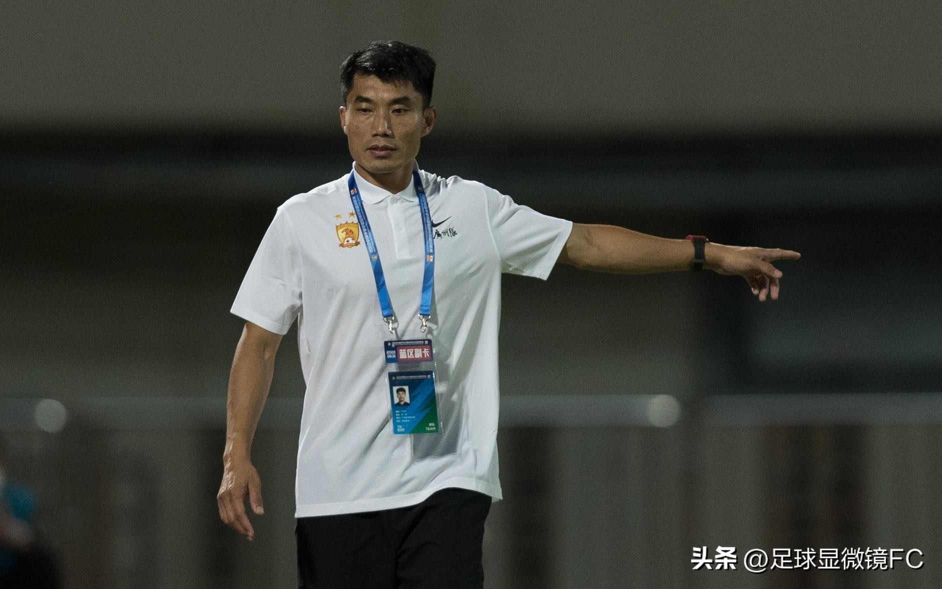 山东泰山教练李霄鹏,2021山东鲁能泰山教练