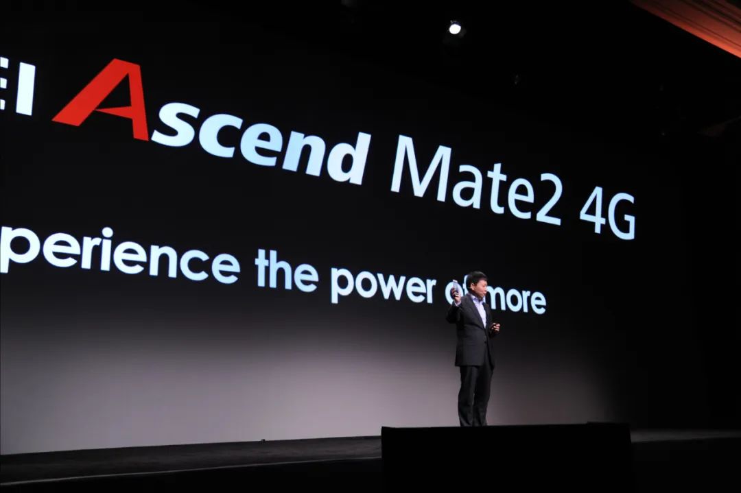 朋友，欢迎归队｜华为Mate50，望不负两年期待