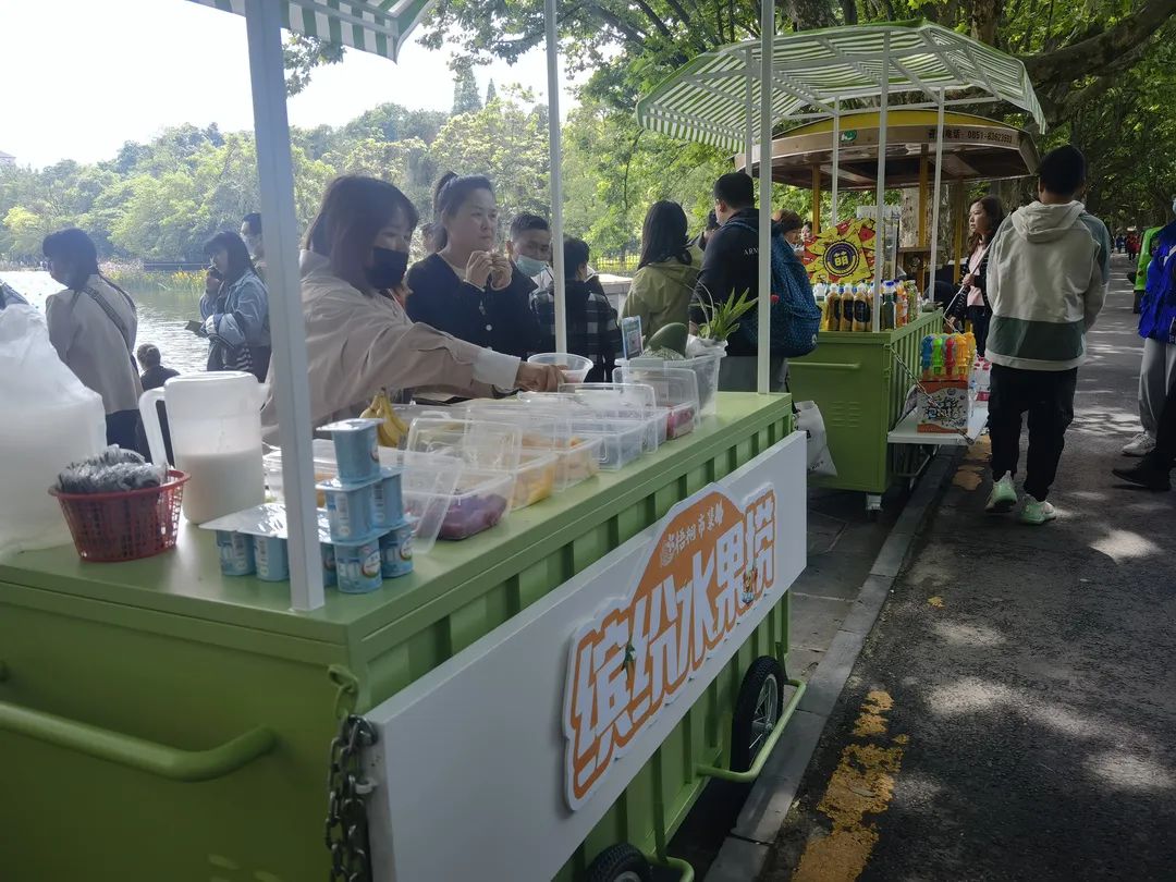 必去的花溪公园,假期余额不足游玩依旧火热