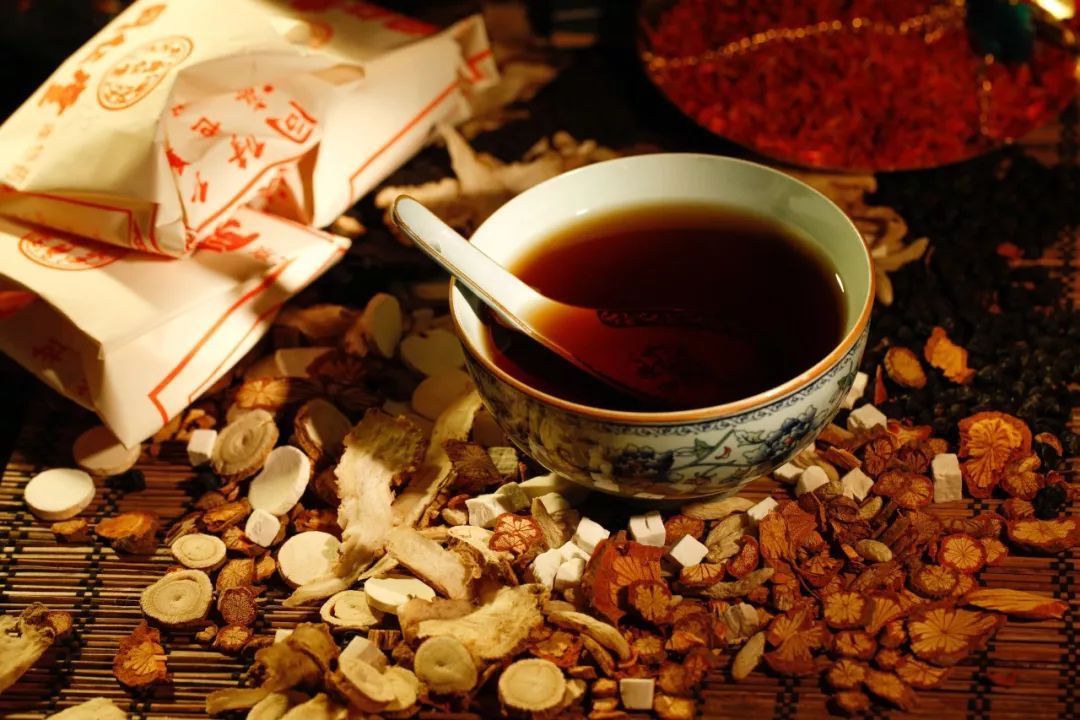 颈动脉斑块服用什么中药可消除,上海中医治疗颈动脉斑块最好专家