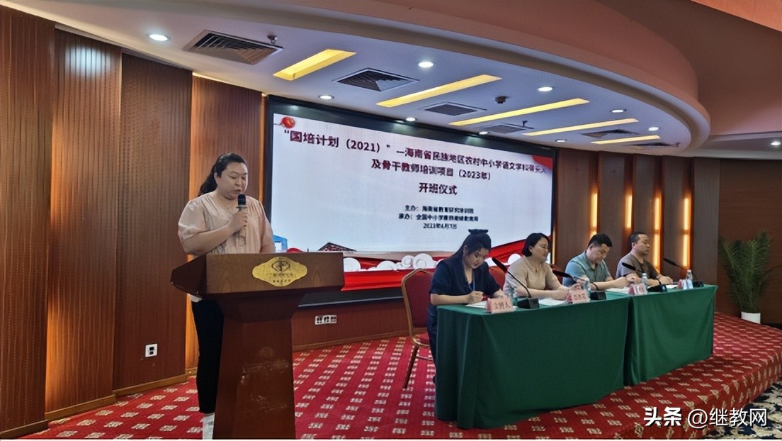 三年同窗形影不离,三年同窗铸就了一世的情缘