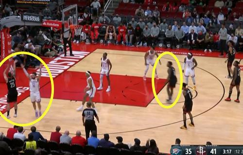 伍德砍24分21篮板,伍德或成火箭队领袖高登砍44分