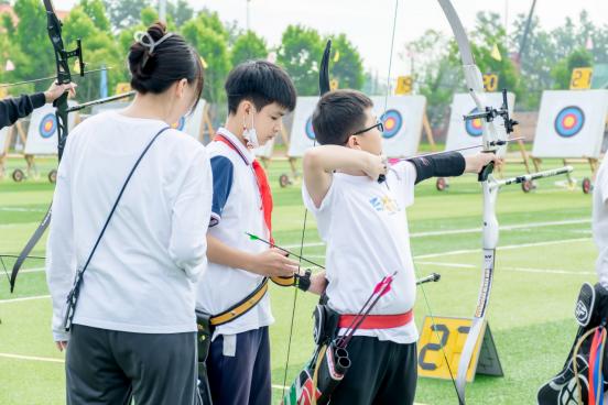 5秒抢完！新川老师为选修课演讲拉票，十八般武艺都上了