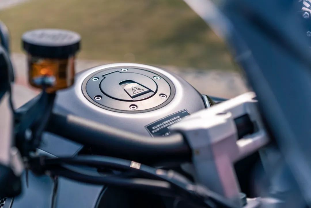 凯旋tiger1200配置对比,凯旋1200tigergtpro测试