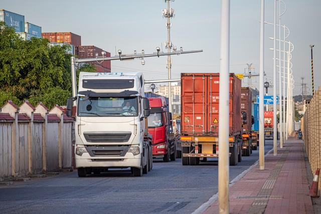 卡车驾驶难度很高吗,如何驾驶卡车