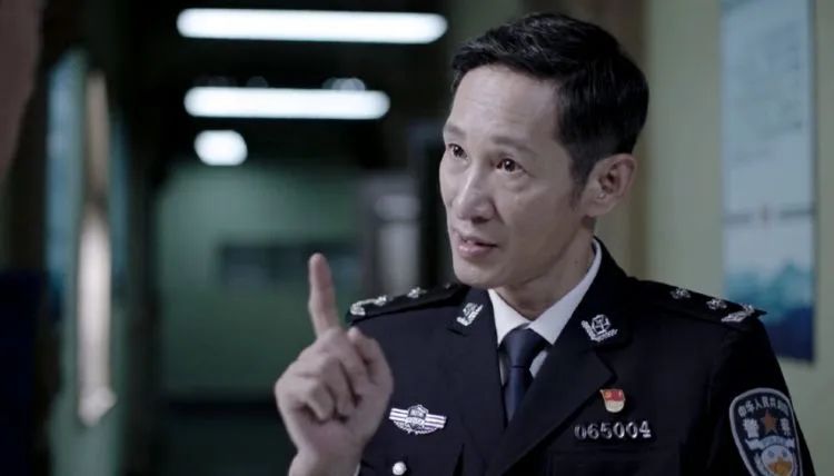 刘奕君和王劲松合作定律,刘奕君和王劲松演技比拼