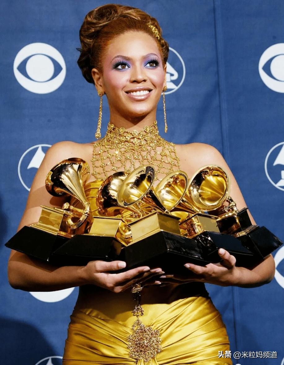 历史上手撕渣男的女王,彪悍女王张雨绮35岁身价百亿