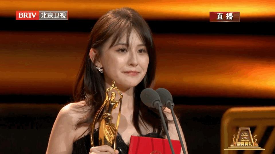 热依扎是单亲妈妈吗,热依扎演妈妈