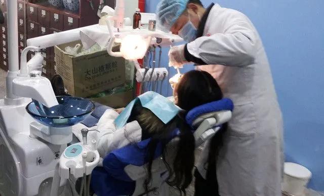 27岁女博确诊HIV阳性,被传染的途径让人无法接受!