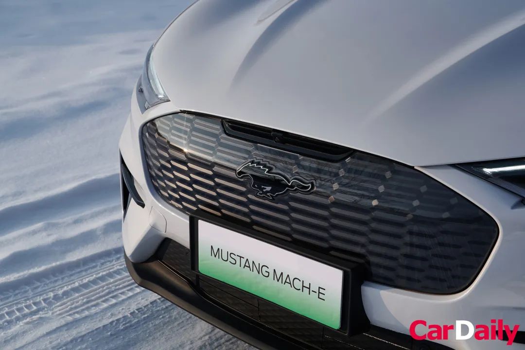 怎么在冰雪路面骑摩托,怎么在冰雪路面漂移