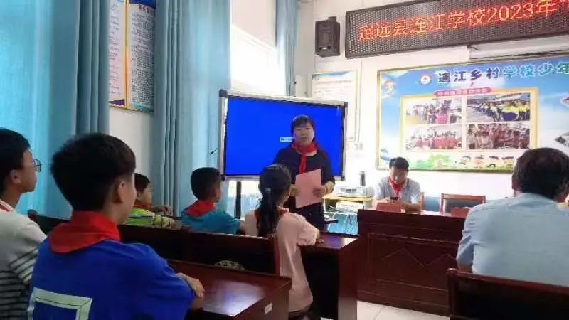 传递温情奉献爱心我们在行动,爱心圆梦情暖童心