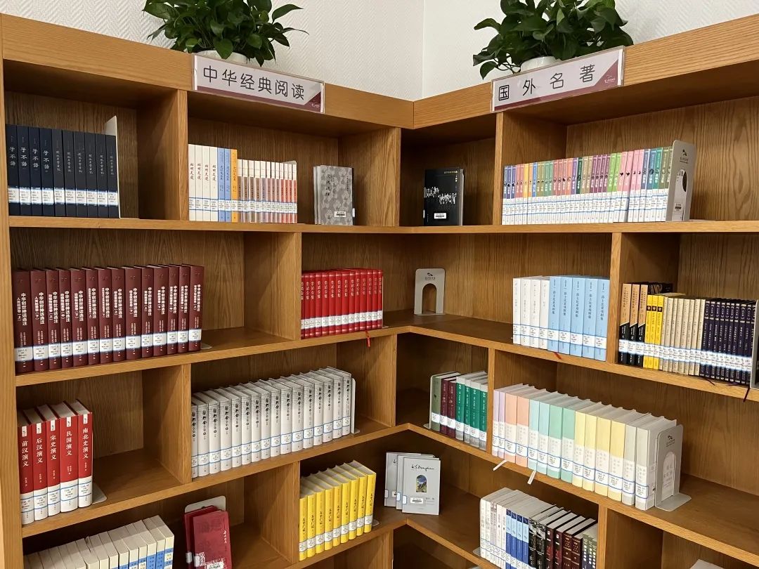 深夜图书馆看书,图书馆攻略