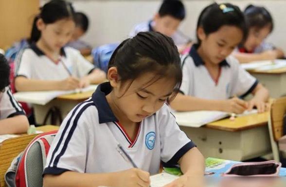 小学生式吵架和好原创,小学生吵架必胜法