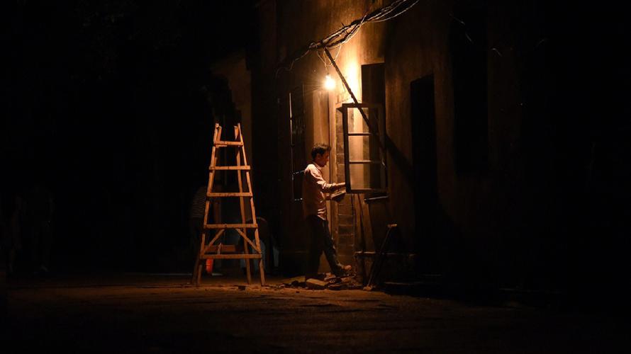 妻子出轨贵州男子当街刺死情夫,妻子出轨被丈夫抓了现行砍伤他人