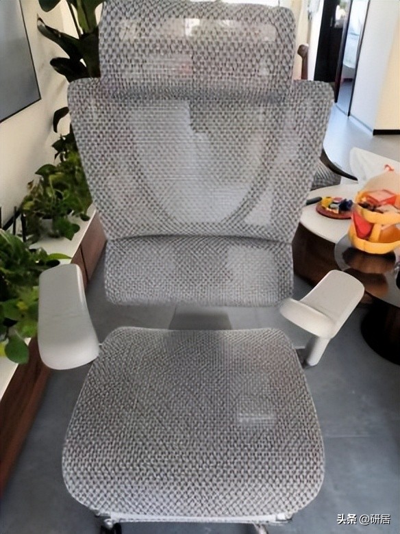 保友优人体工程学椅,保友优旗舰2代适合大体重吗