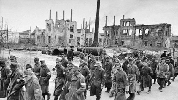 被占领后的波兰,东欧各国被俄罗斯统治了多少年