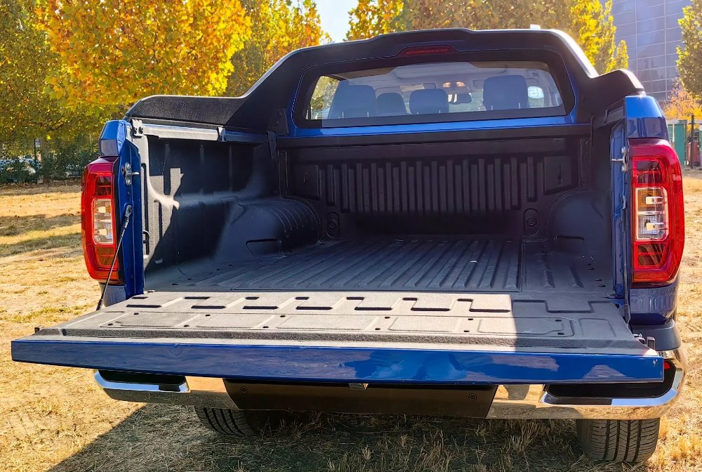 上汽大通maxusv90试驾,上汽大通maxust90详解