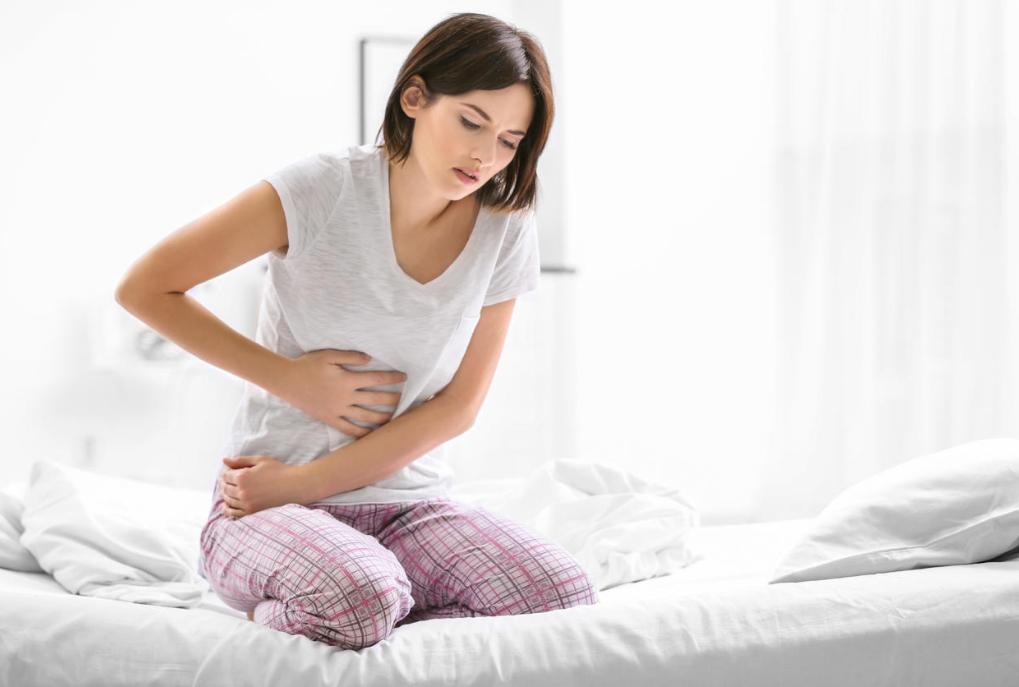 女性阴道有白色泡沫排出，可能暗示4种情况，不要不当回事