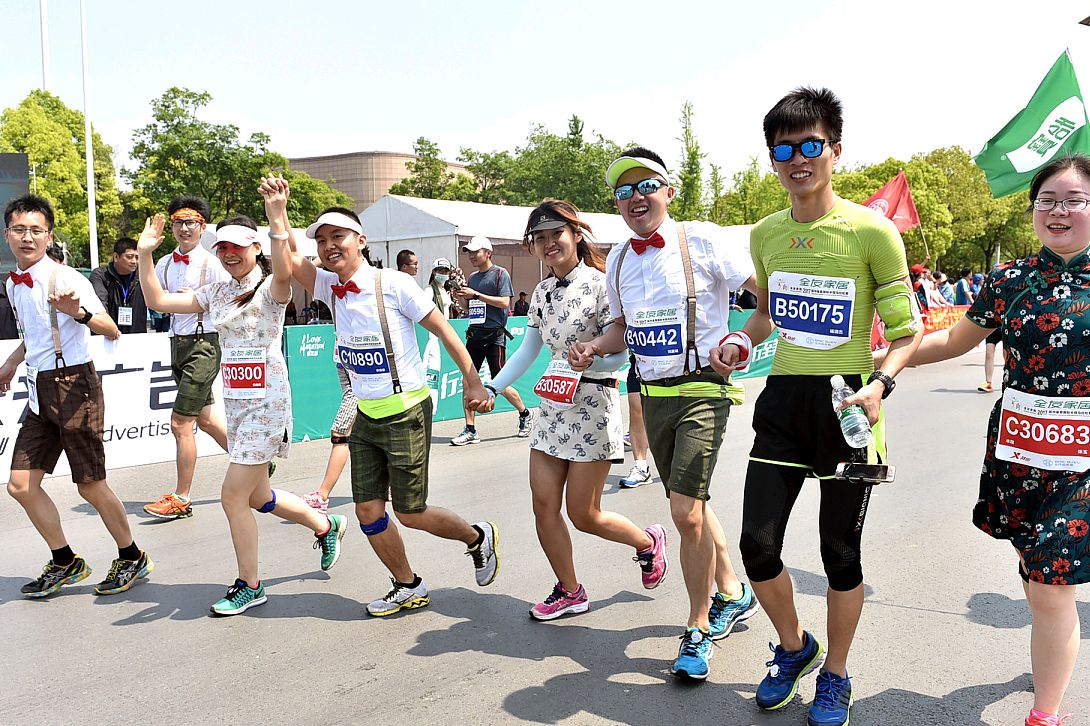 小步幅跑步技巧推荐,慢跑步幅越小越好吗