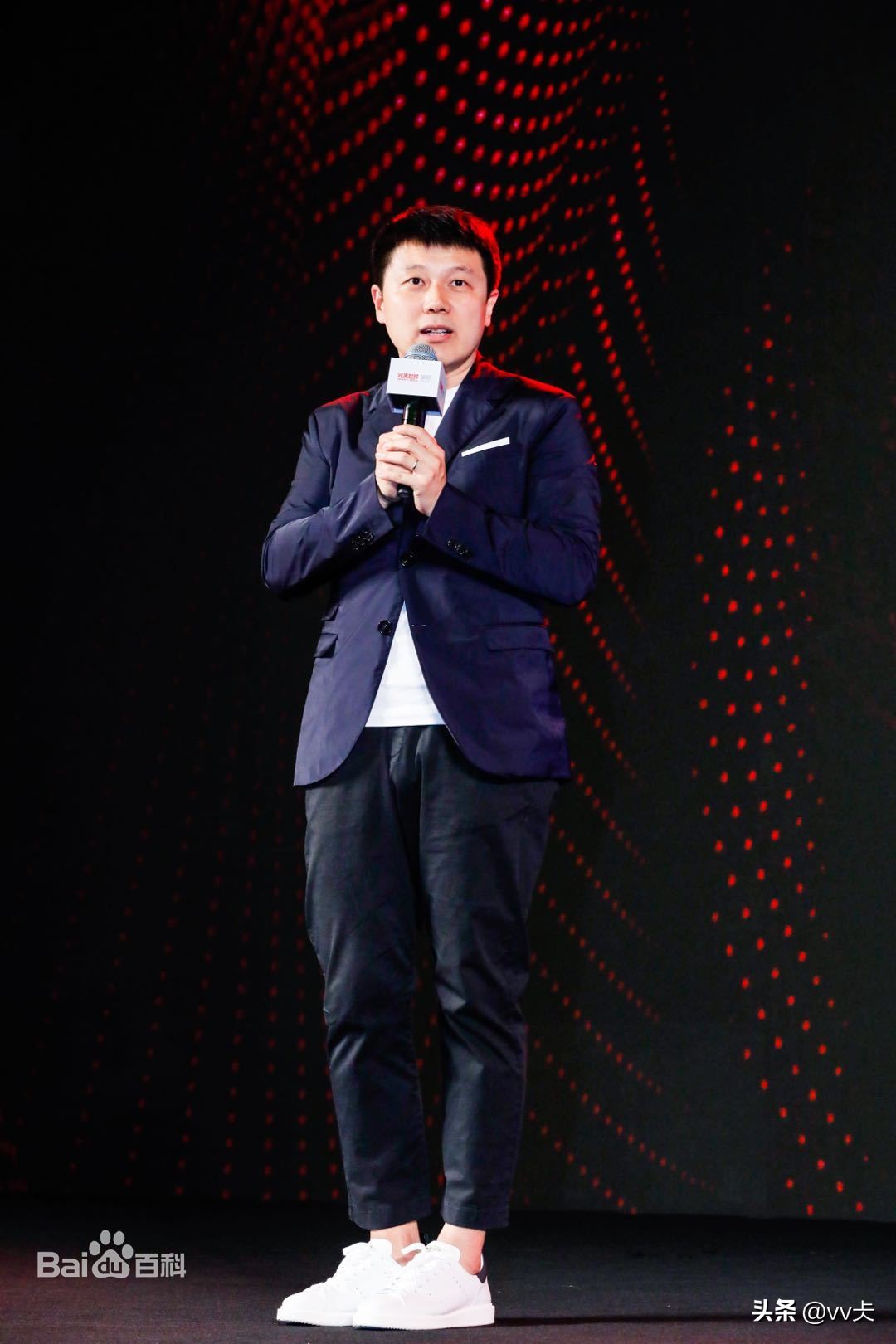 44岁上市公司董事长突然去世,49岁董事长突发疾病逝世