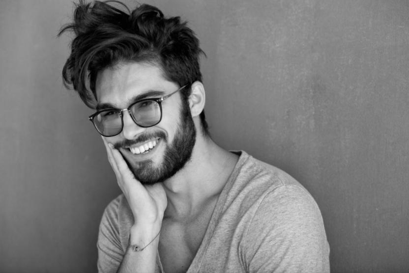 10大眼镜镜片品牌排行,十大性价比高的眼镜镜片