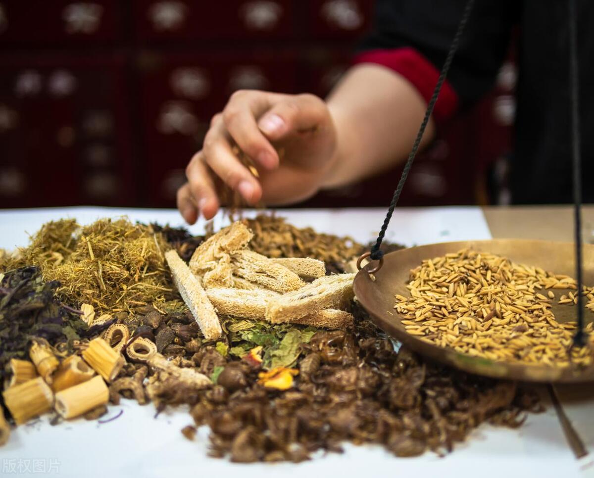 喉咙有痰黏黏的吐不尽中药配方,喉咙有痰黏黏的吐不尽中医辨证