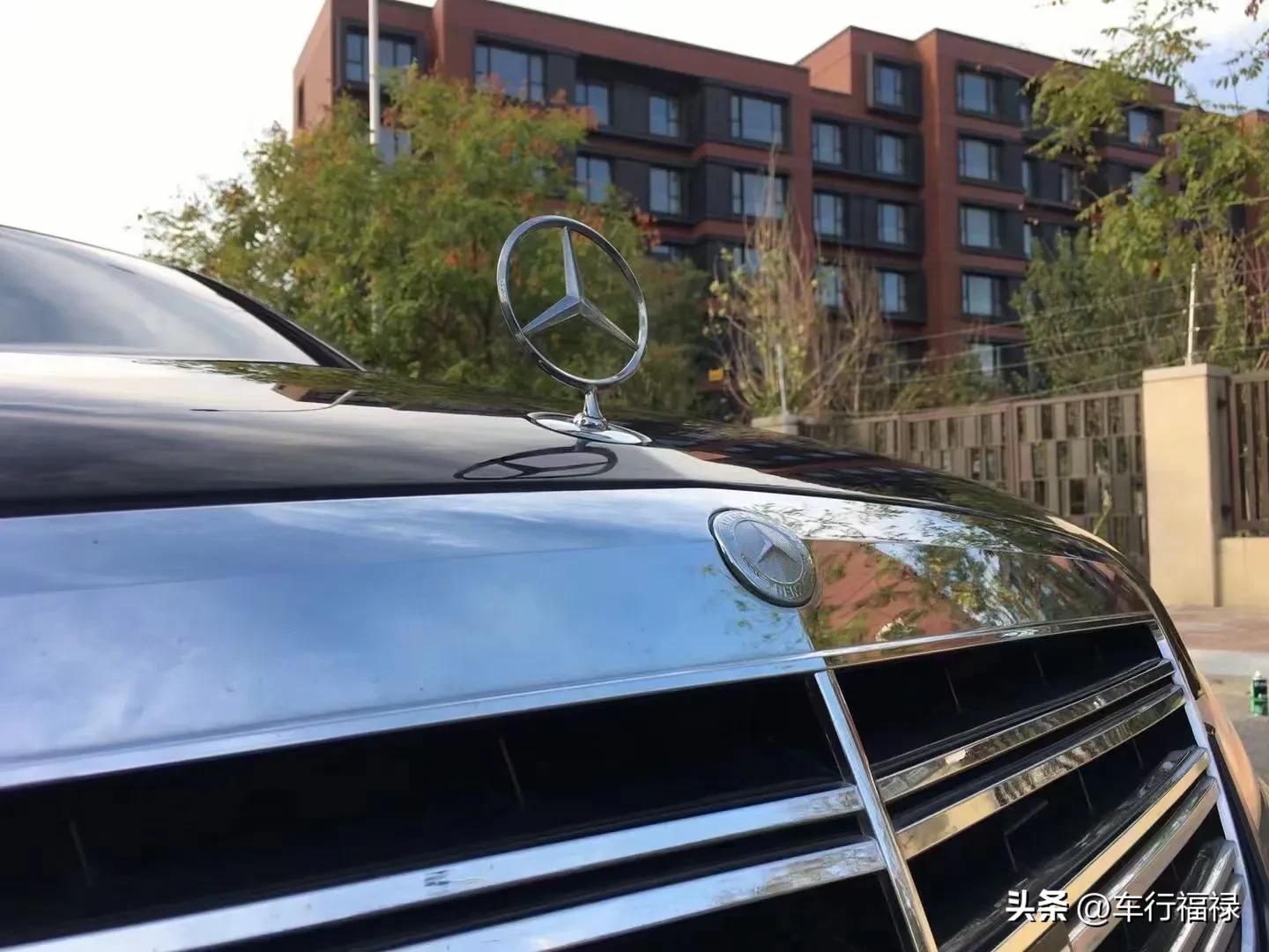 买奔驰s500月入多少,开奔驰s500跑婚庆