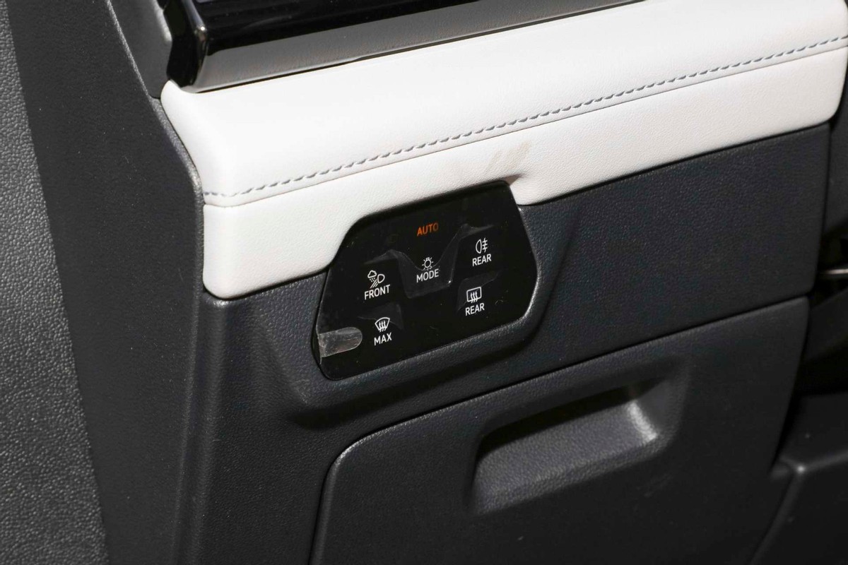 大众途昂suv空间大2022年落地价,大众途昂和哪些豪华suv是一个档次