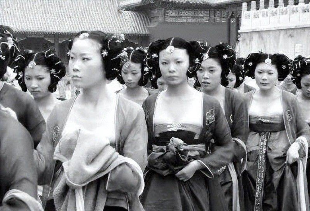 太监竟然还有女儿身，净身手段比男人还要残忍，结局更是令人唏嘘