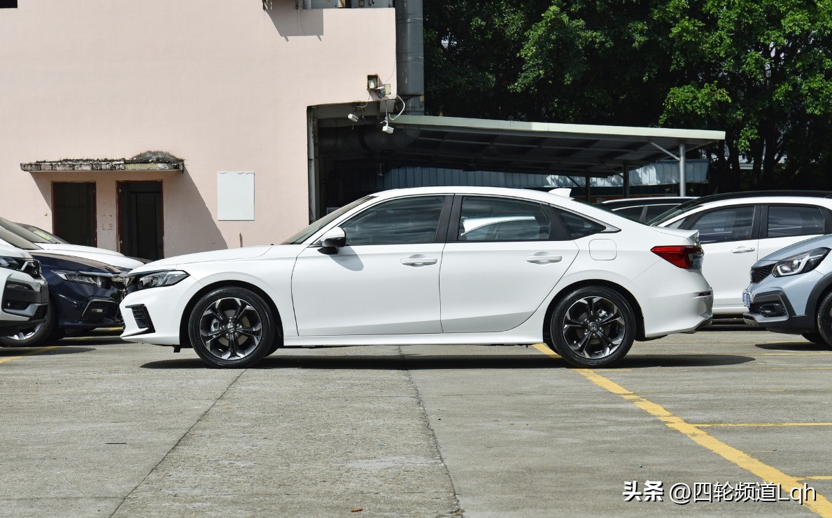 卡罗拉和思域和轩逸哪个好,雷凌轩逸卡罗拉思域买哪个最好