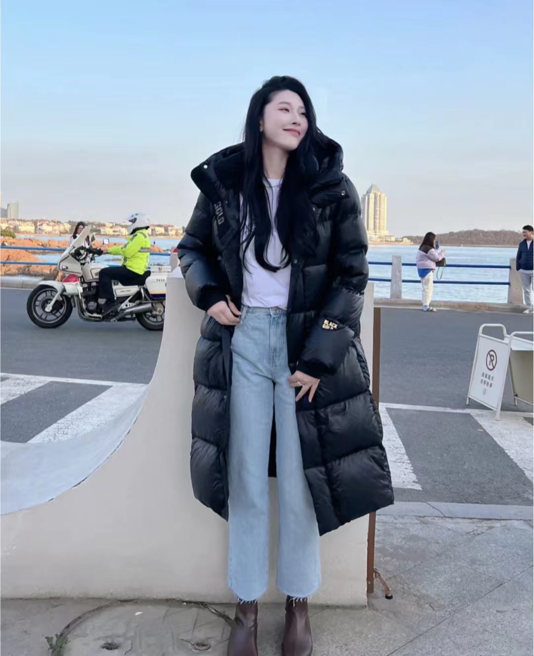 羽绒服搭配什么衣服保暖又好看,羽绒服的穿搭秘籍有哪些