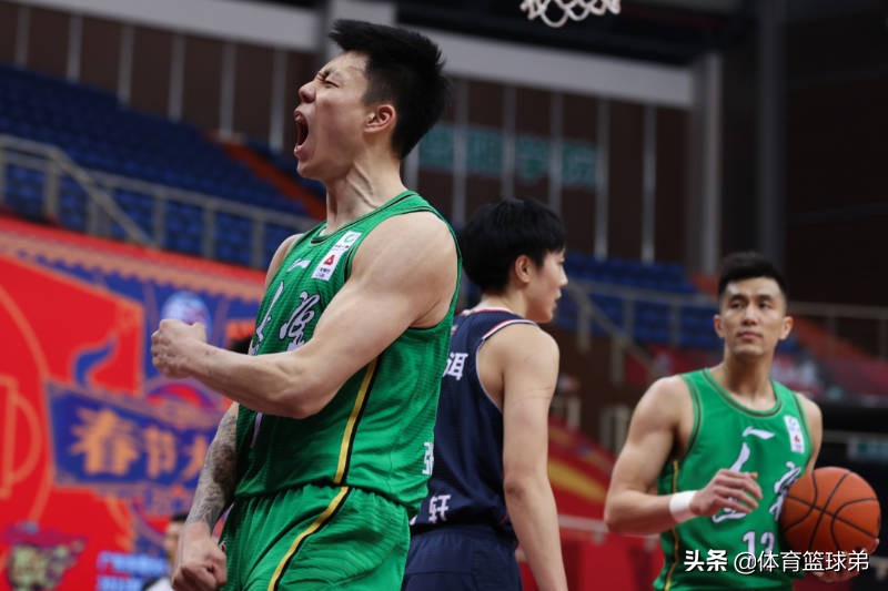 胡明轩vs张镇麟,张镇麟阻挡胡明轩进攻