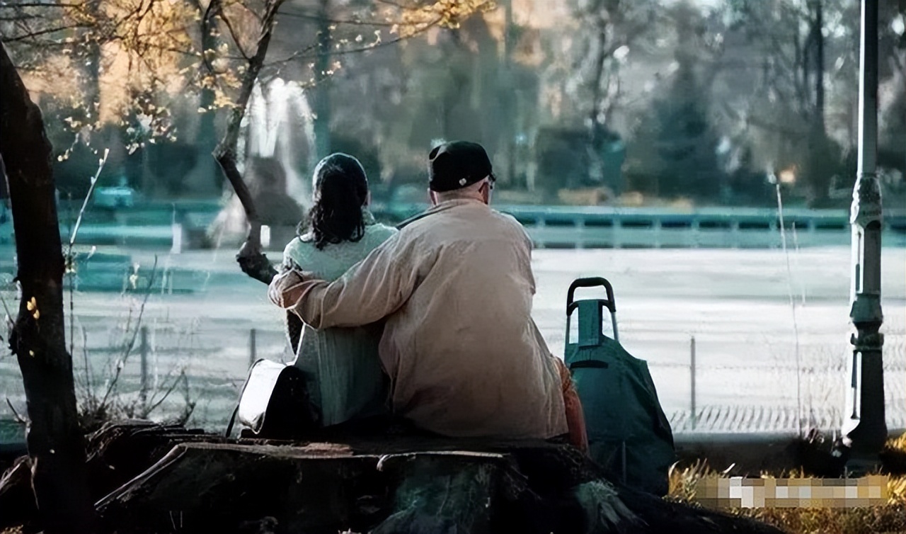 76岁老太改嫁十几次染上艾滋病,71岁丧偶老人染上艾滋病