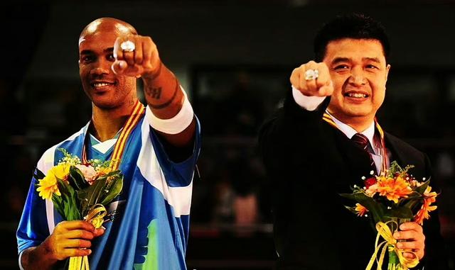 闵鹿蕾出山视频,闵鹿蕾回来当主教练吗